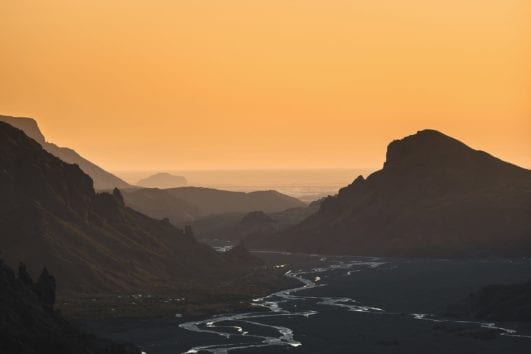 Chat with a Midgard Travel Expert